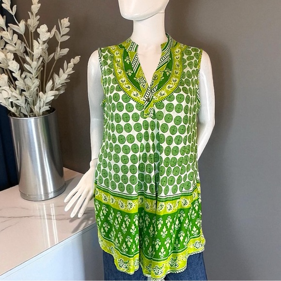 Seven Islands Tops - Seven Islands Green Women's Size Large Rayon Flowing Top NWT!